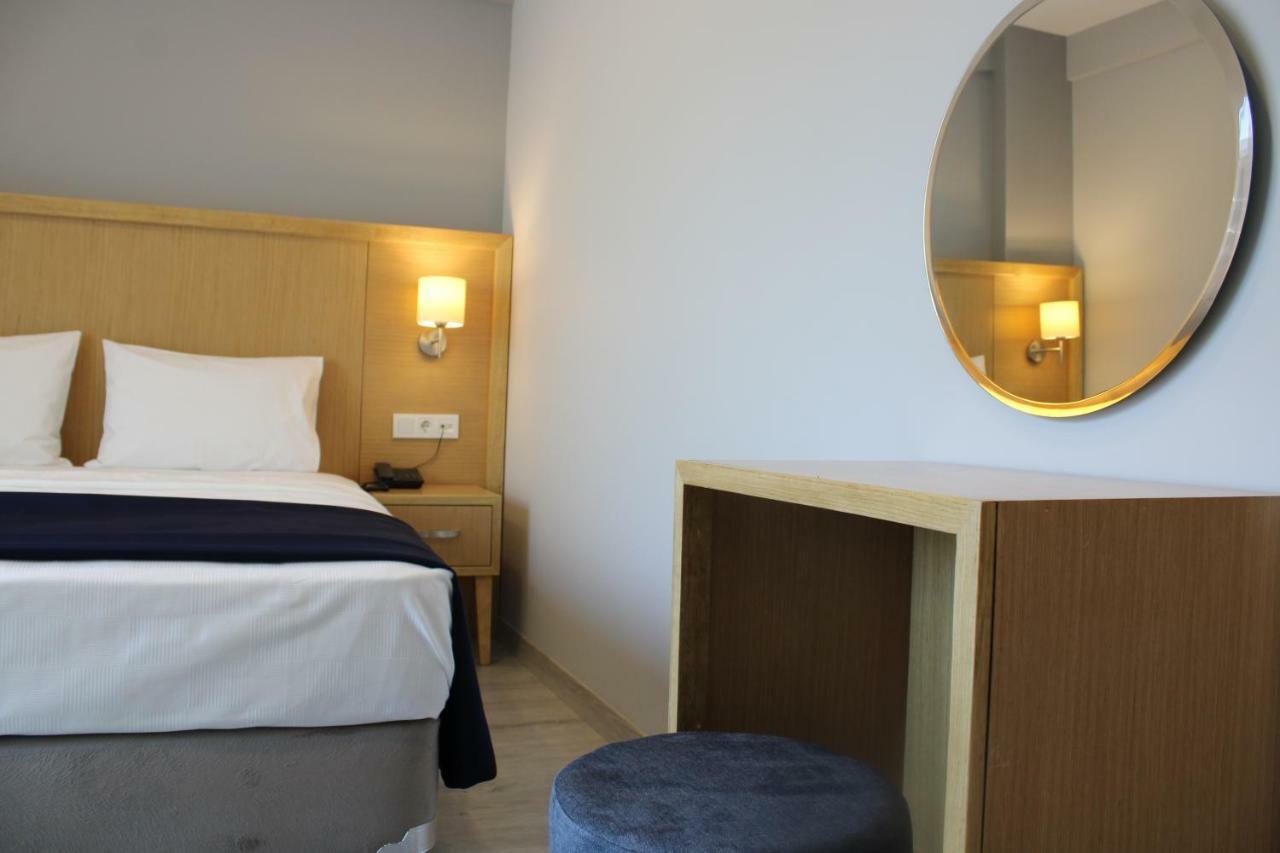 Liberi Hotel Taksim Istanbul Bagian luar foto